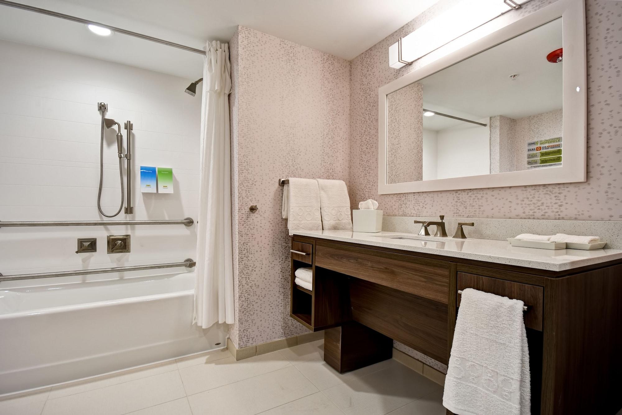 Home2 Suites By Hilton Walpole Фоксбъро Екстериор снимка