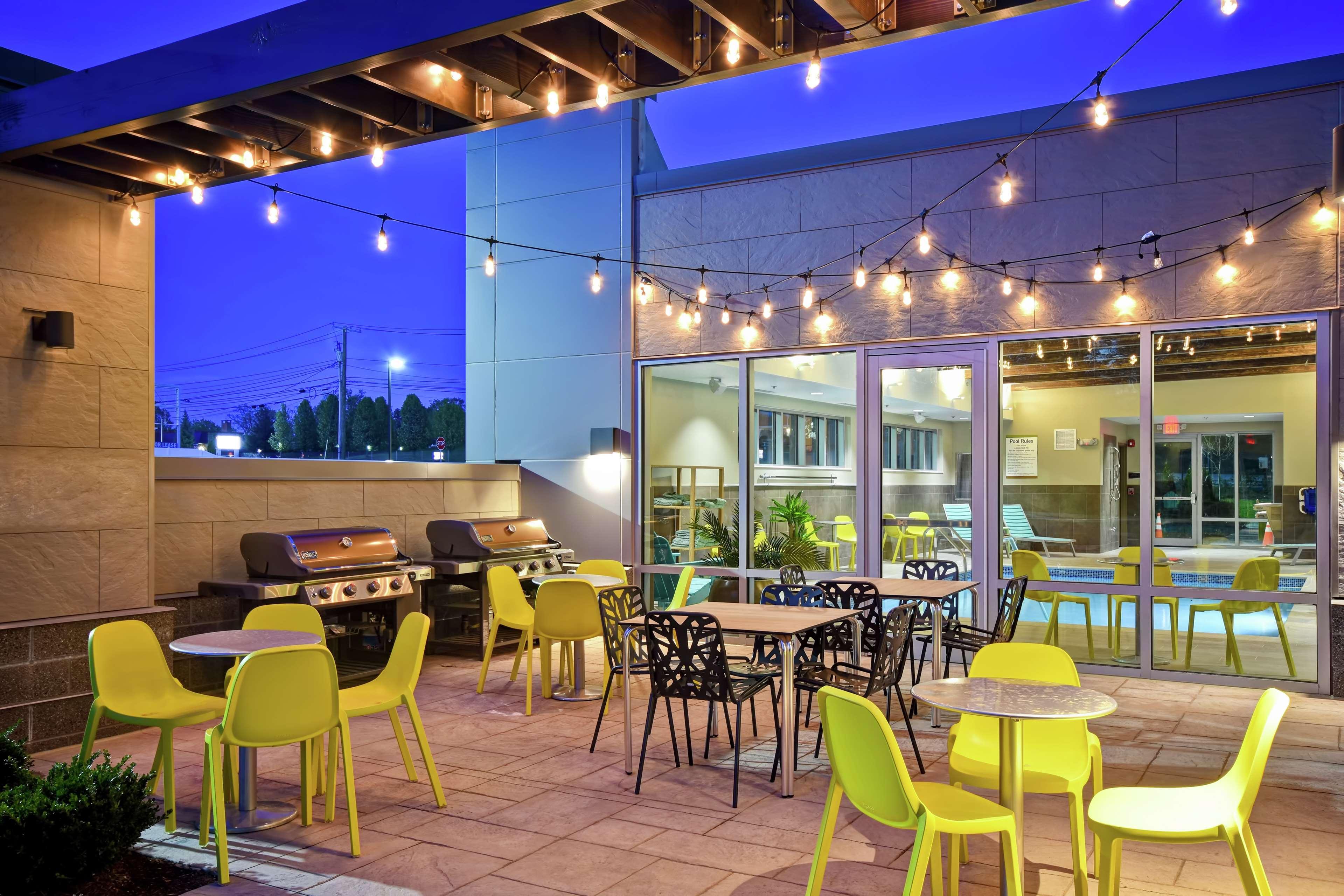 Home2 Suites By Hilton Walpole Фоксбъро Екстериор снимка