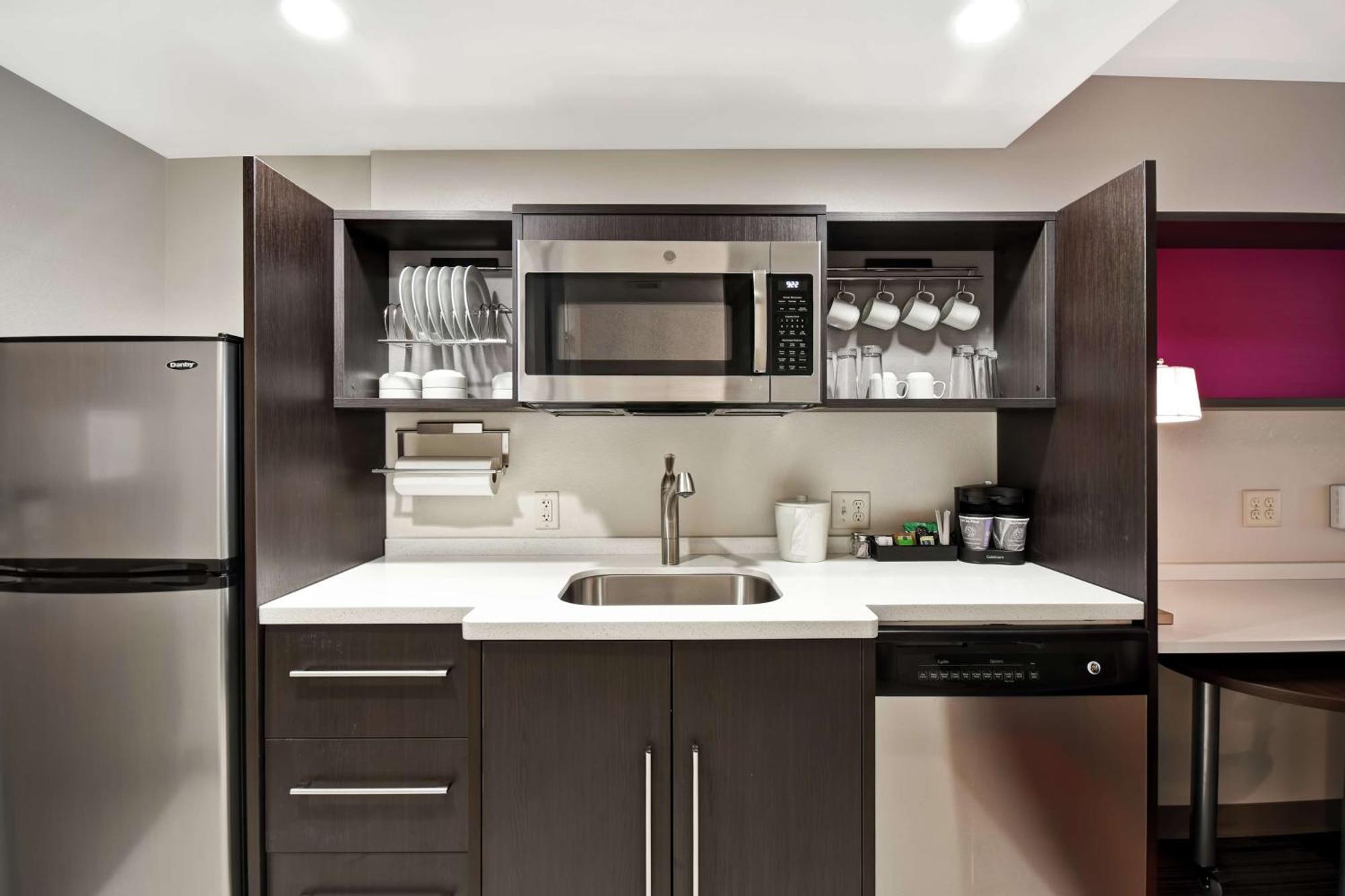 Home2 Suites By Hilton Walpole Фоксбъро Екстериор снимка